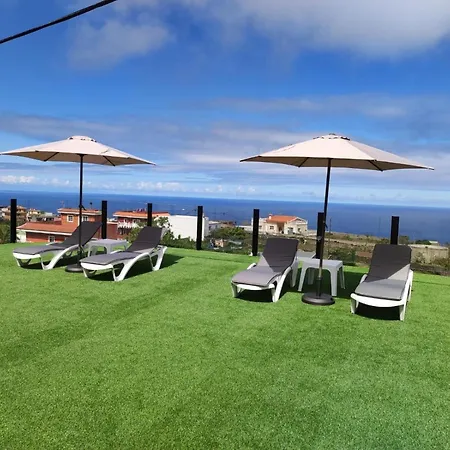 Casa Piramide 3. Terraza Wifi Y Parking Privado Ferienhaus