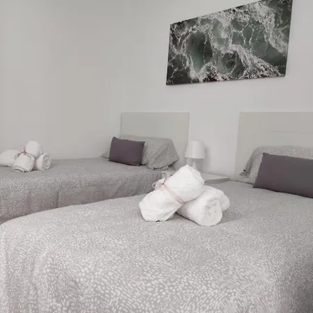 Vakantiehuis Casa Piramide 3. Terraza Wifi Y Parking Privado *