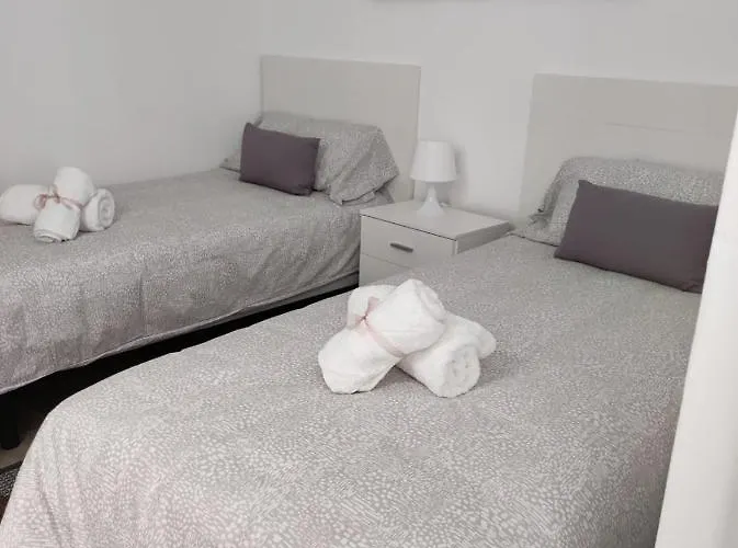 Casa Piramide 3. Terraza Wifi Y Parking Privado إيكود ذي لوس فينوس