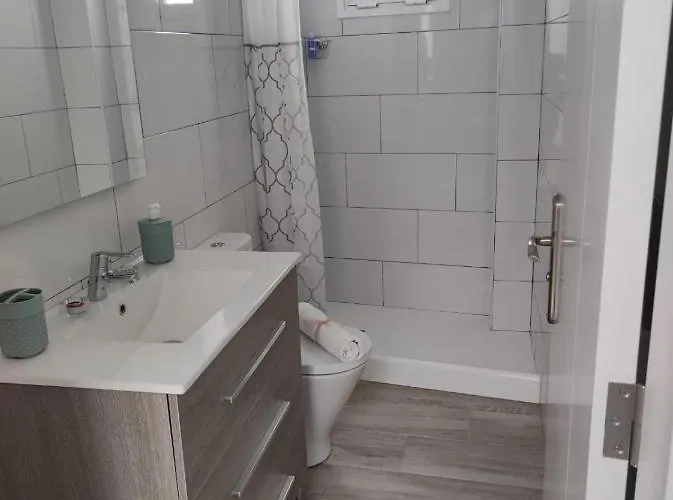 Casa Piramide 3. Terraza Wifi Y Parking Privado إيكود ذي لوس فينوس