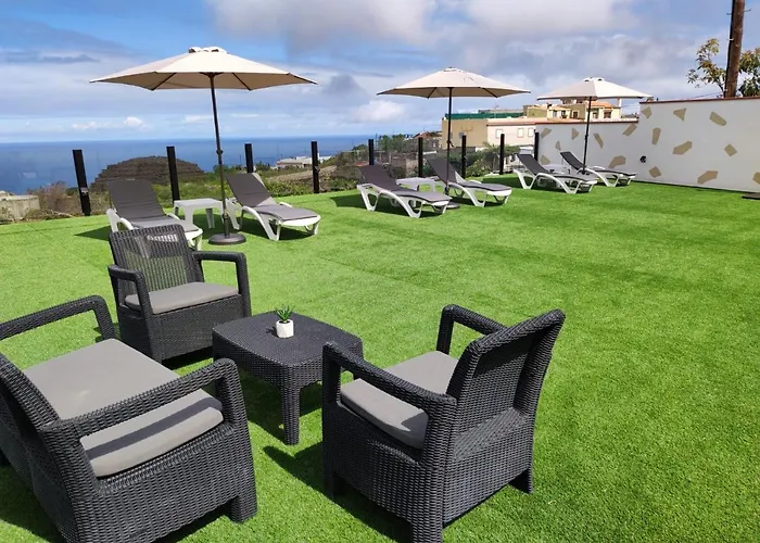 Casa Piramide 3. Terraza Wifi Y Parking Privado 別荘 *